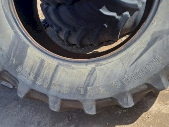 Firestone 710/70R42 tyres