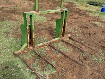 Hay Forks suit John Deere Tractor