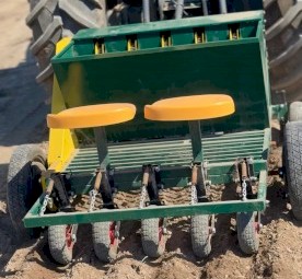 Garmach 5 Row garlic planter for garlic saffron flower bulbs