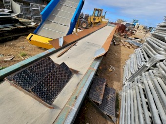 Conveyor - 890mm wide x 10,000mm Long