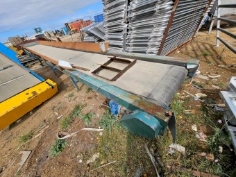 Conveyor - 890mm wide x 10,000mm Long