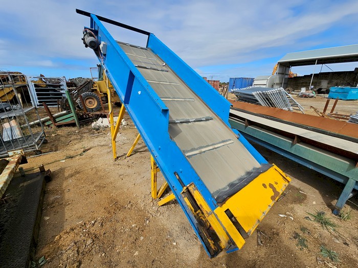 Incline Conveyor - 1100mm wide