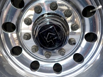 LOADBOSS TANDEM AXLE DOLLY