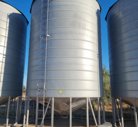 Silos 8 @70T Excellent Condition Must Sell