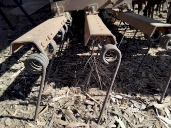 Napier Grasslands 423 combine