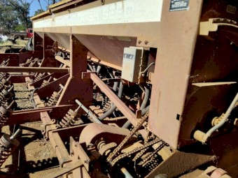 Napier Grasslands 423 combine