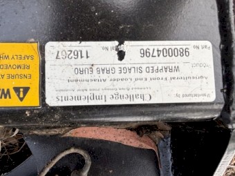 Silage round bale grab. Euro Hitch. Challenge  Implements