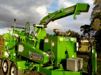 7/2017 BANDIT 18XP INTIMIDATOR 18XP 18" COMMERCIAL DIESEL WOOD CHIPPER