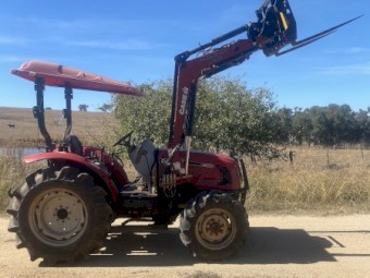  2015 Case Farmall 60b Tractor/Loader