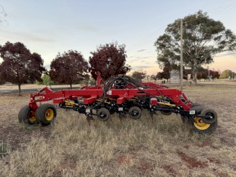 Brand-New Bourgault 3335 Seeder with Quick Depth Adjust (QDA)