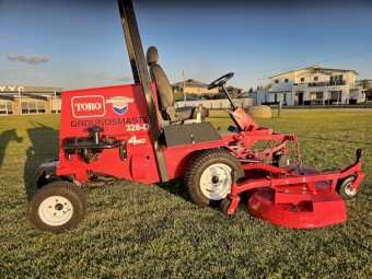 Toro 4x4 kubota diesel mower
