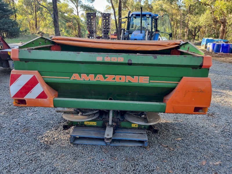 Amazone  1501 spreader