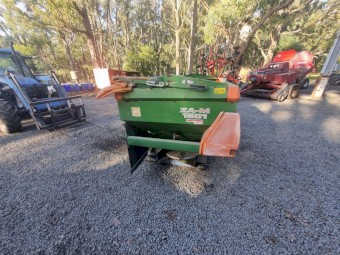Amazone  1501 spreader