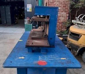 Hydraulic Press Table Atlas Tooling