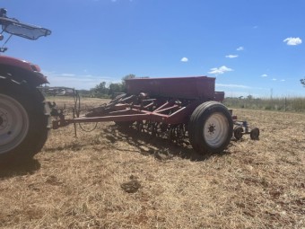 International Combine 6-2