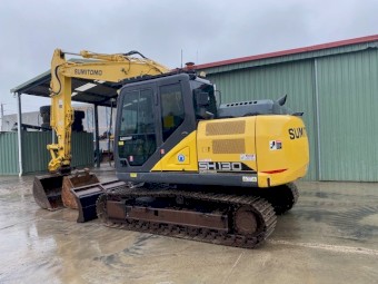 13T SUMITOMO EXCAVATOR LATE MODEL LOW HRS 