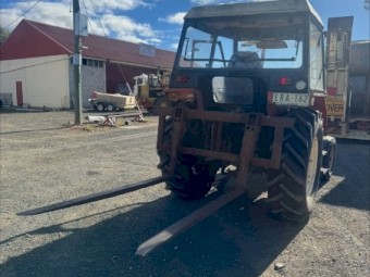 Zetor 6211 Tractor