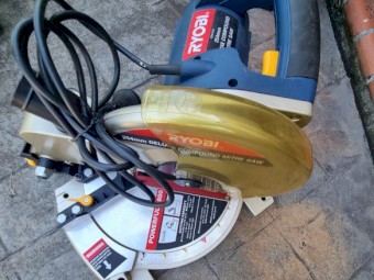 Ryobi 254mm Deluxe Compound Saw