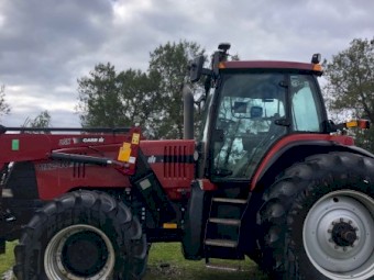 2002 Case IH MX 240 Tractor with FEL