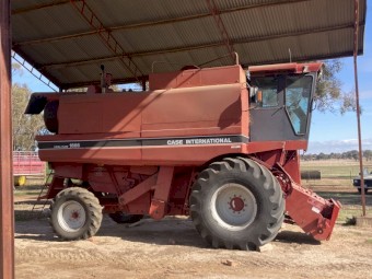 1996 Case IH  1666 & 1010 front