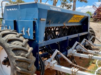 Agrowdrill JPC2000 Seed Drill