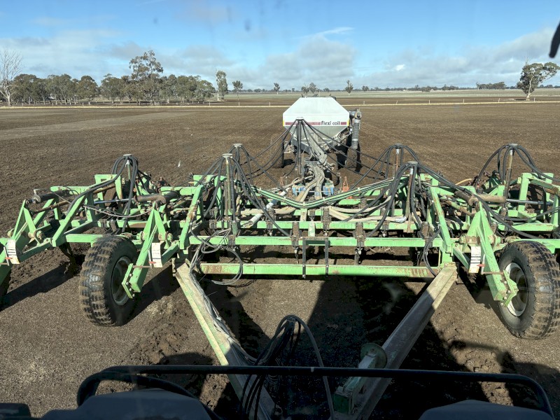 30ft Smale/Flexi Coil Air Seeder