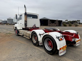 1993 Ford Louisville L9000
