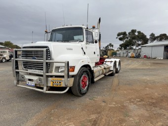 1993 Ford Louisville L9000