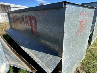 Bromar Sheep Feeder