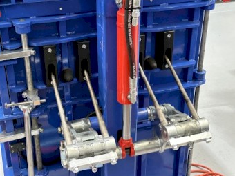 WoolMaster Woolpress  (Ex-Demo)