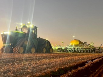 John Deere Tractor and Airseeder Combo.