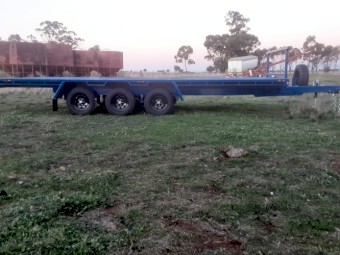 4.5 ton flat top trailer 6m x 2.4m 