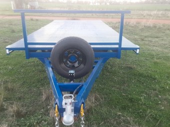 4.5 ton flat top trailer 6m x 2.4m 
