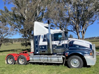 2005 Kenworth T604 Prime Mover