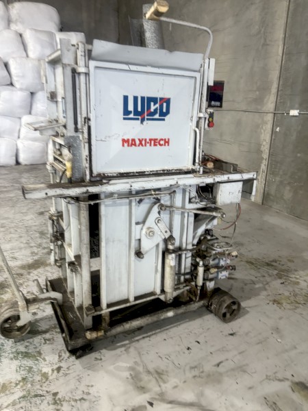 LYCO Bale Press - Maxi Tech