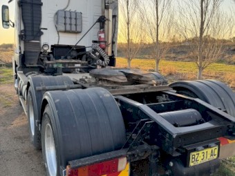 Volvo FM12 Globetrotter Prime Mover