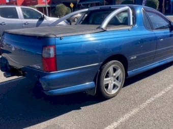 SS V8 VU Commodore Ute 2002