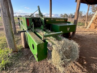 2018 John Deere 348 Small Square Baler with Muller Accumulator and Grab