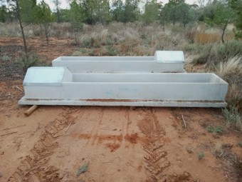 Violettown 12 feet sheep trough with lamb steps