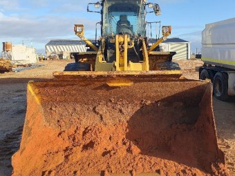 2011 Komatsu WA380-6 Loader