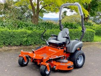 Husqvarna MZ54 Zero Turn Mower