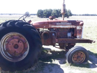 McCormack International W6 Tractor