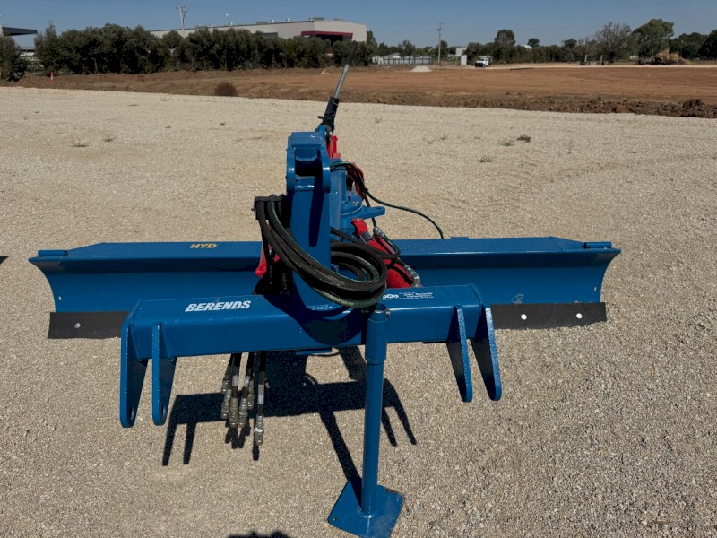 NEW JOHN BERENDS HYD GRADER BLADE 3 RAM FITTED WHEEL KIT 10FT