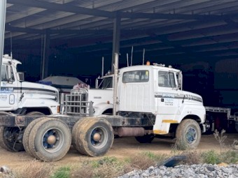 Ford L8000