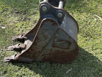 Kenbuilt 300mm GP Digging Bucket – Suit 1.5T–2.5T Mini Excavator