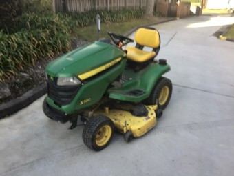 Ride on lawn mower