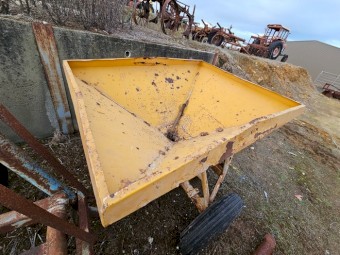 Trailing Super & Fertiliser Spreader