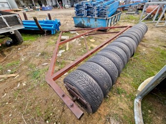 Rubber Tyred Roller - 4400mm Wide