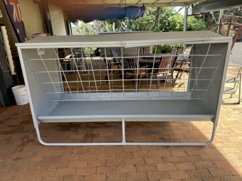 Half ton grain feeder/ 8ft hay feeder 