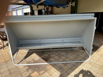 Half ton grain feeder/ 8ft hay feeder 